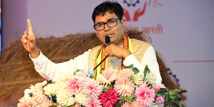 लघु उद्योगों और एमएसएमई को मजबूत बनाकर विकसित छत्तीसगढ़ के निर्माण का रोडमैप तैयार कर रही सरकार : वित्त मंत्री ओ.पी. चौधरी