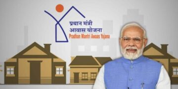 PM आवास की किस्त में गड़बड़ी का आरोप, बैंक से पूरी रकम निकलवाई और थमा दिए 500 रुपये