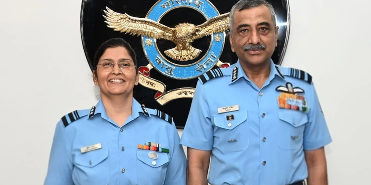 शक्ति शर्मा बनीं पहली महिला एयर वाइस मार्शल