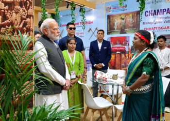प्रधानमंत्री नरेंद्र मोदी से रूबरू हुईं छत्तीसगढ़ की महिला उद्यमी हीना