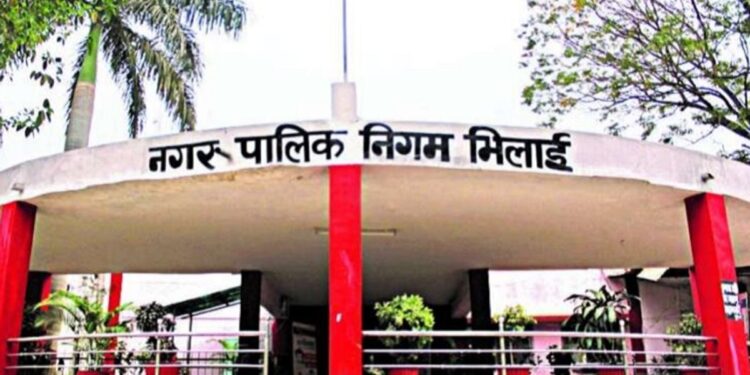 भिलाई पेवर ब्लॉक घोटाला: 8 सब इंजीनियर दोषी, 16 लाख की वसूली; ठेकेदार बचा