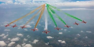 छत्तीसगढ़ राज्योत्सव में सारंग टीम दिखाएगी हवाई करतब, रायपुर पहुंचा हेलीकॉप्टर दल